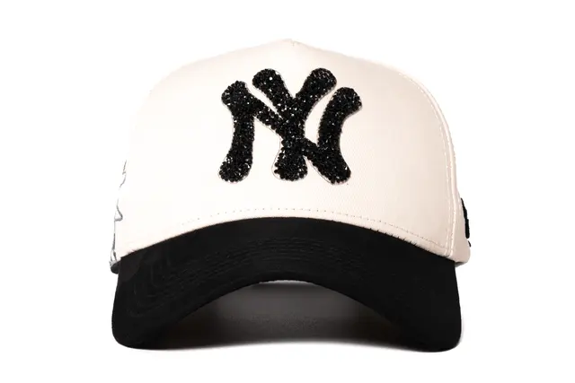 Gorra Cash Only NY Bling